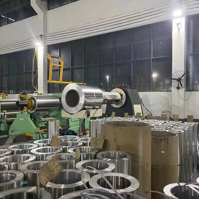 ซื้อ โลหะผสมเหล็กม้วนอลูมิเนียมพื้นผิวที่หลากหลาย 1100 3003 3105 5052 200 มม online manufacture