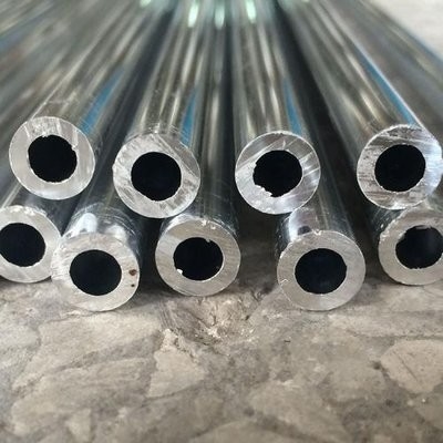 ASTM 1050 1060 ท่ออลูมิเนียมอัลลอยด์ขัดเงาไร้รอยต่อสำหรับรถยนต์