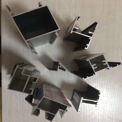 โปรไฟล์การอัดขึ้นรูปอลูมิเนียมเคลือบผง Anodized Electrophoresis การตกแต่งที่กำหนดเอง